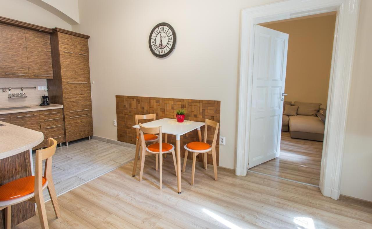 Yo Pauley! Apartment Budapest Exterior photo